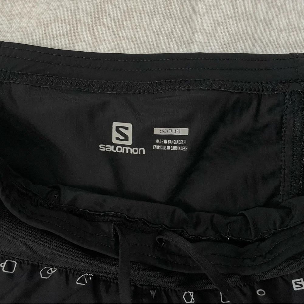 SALOMON XA Men’s Training Shorts Size Large - Picture 2 of 7